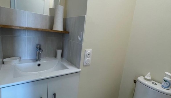 Logement tudiant Studio à Champs sur Marne (77420)