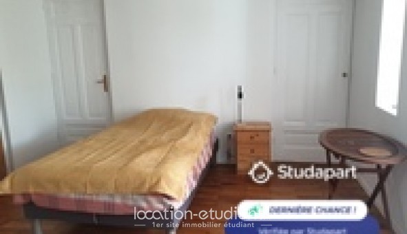 Logement �tudiant Studio &agrave; Charbonni�res les Bains (69260)