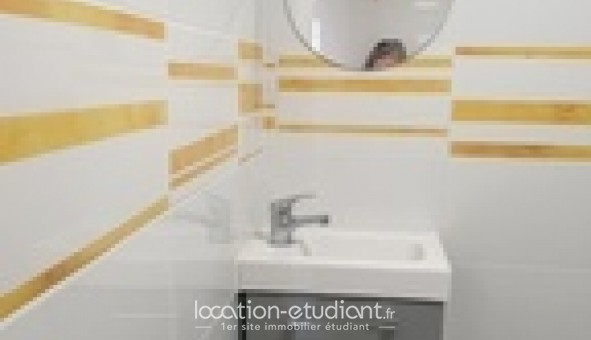 Logement �tudiant Studio &agrave; Charbonni�res les Bains (69260)