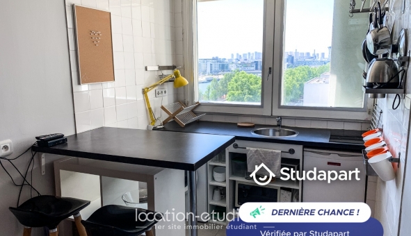 Logement étudiant Studio &agrave; Charenton le Pont (94220)