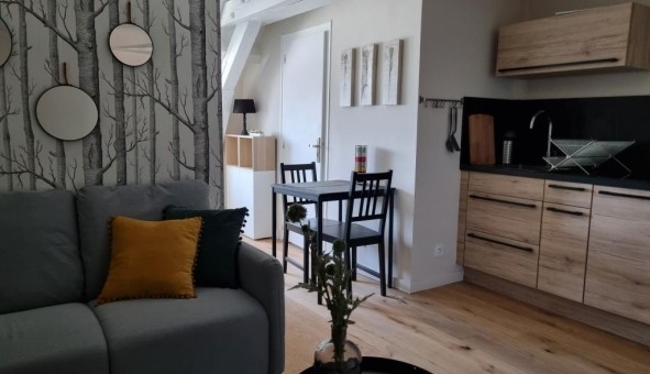 Logement tudiant Studio à Charnois (08600)