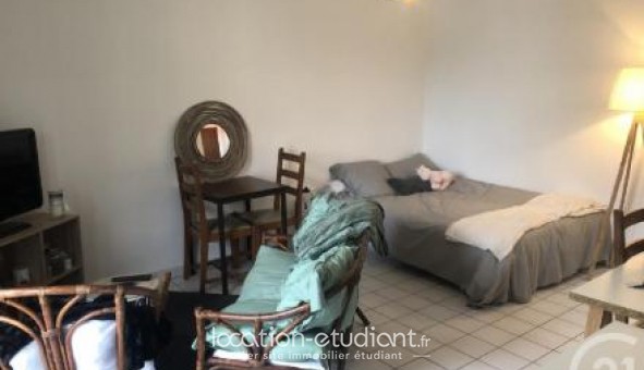 Logement tudiant Studio à Chartres (28000)