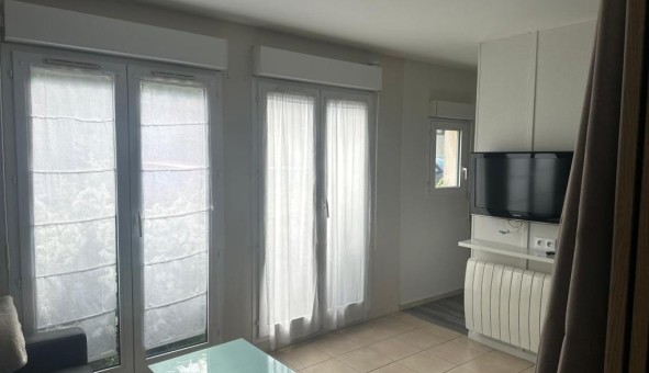 Logement tudiant Studio à Chartres (28000)