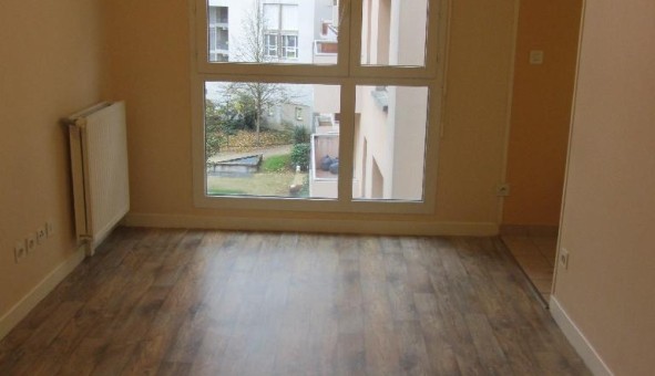 Logement étudiant Location Studio Vide Chartres (28000)