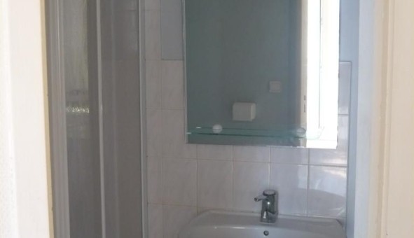Logement tudiant Studio à Chartres (28000)
