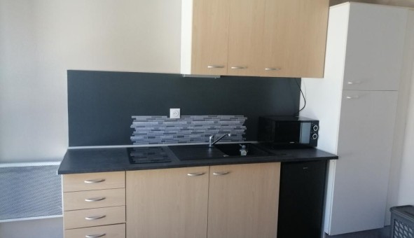 Logement tudiant Studio à Chartres (28000)