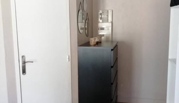 Logement tudiant Studio à Chartres (28000)