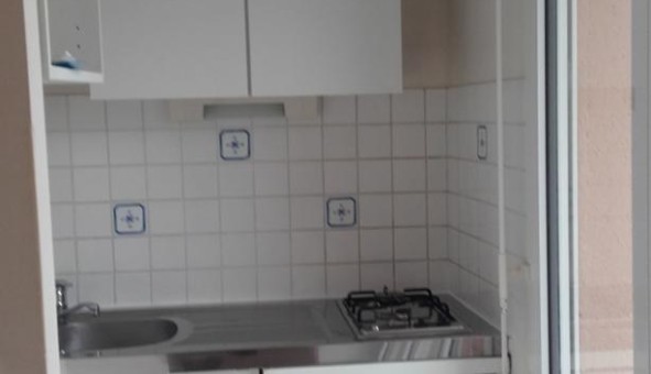 Logement tudiant Studio à Chartres (28000)