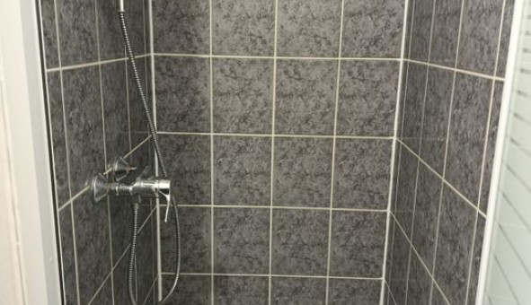 Logement �tudiant Studio &agrave; Chartres (28000)