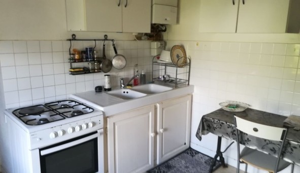 Logement �tudiant Studio &agrave; Chassieu (69680)