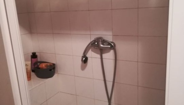 Logement �tudiant Studio &agrave; Chassieu (69680)