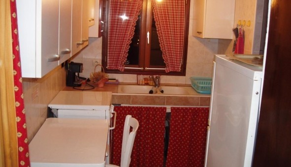Logement tudiant Studio à Chteaubourg (07130)