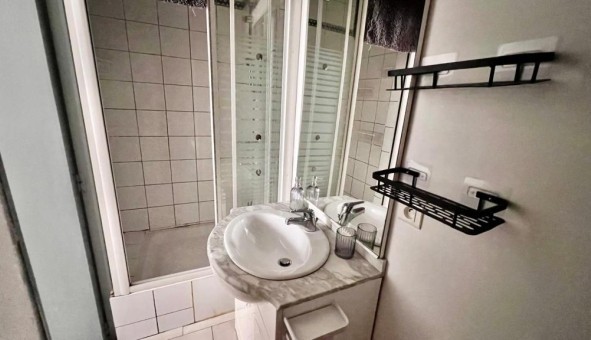 Logement tudiant Studio à Chteaudouble (83300)