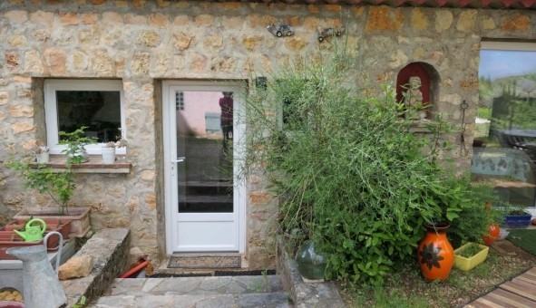 Logement tudiant Studio à Chteaudouble (83300)