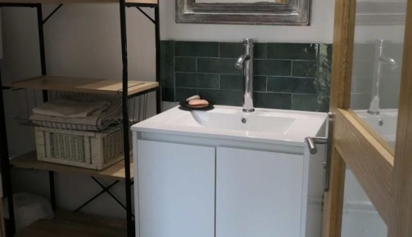 Logement tudiant Studio à Chteaudouble (83300)