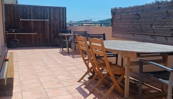Logement tudiant Studio à Chteaudouble (83300)
