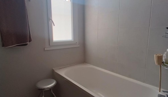 Logement tudiant Studio à Chteaudouble (83300)