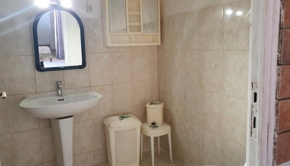 Logement �tudiant Studio &agrave; Ch�teaudouble (83300)