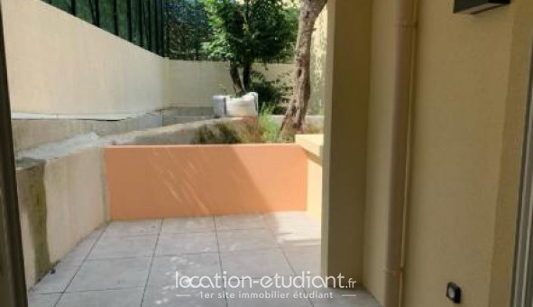 Logement tudiant Studio à Chteauneuf Grasse (06740)