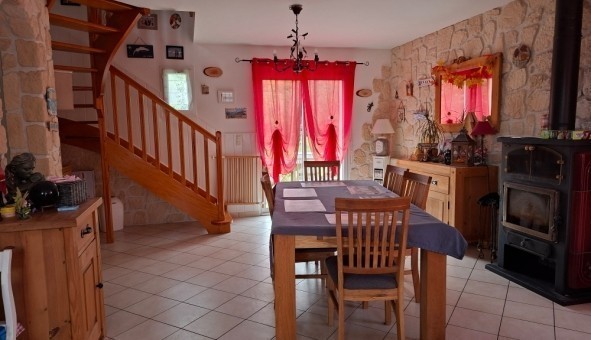 Logement tudiant Studio à Chteauneuf d'Ille et Vilaine (35430)