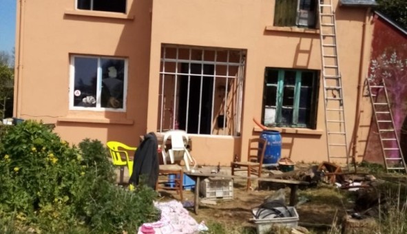 Logement tudiant Studio à Chteauneuf du Faou (29540)