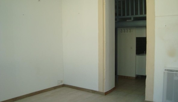 Logement tudiant Studio à Chteaurenard (13160)