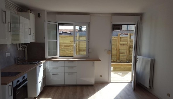 Logement tudiant Location Studio Vide Chtelus (42140)