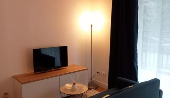 Logement �tudiant Studio &agrave; Ch�tenay Malabry (92290)