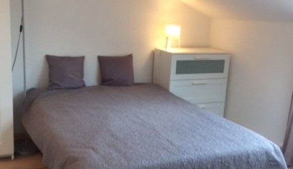 Logement �tudiant Studio &agrave; Chatou (78400)