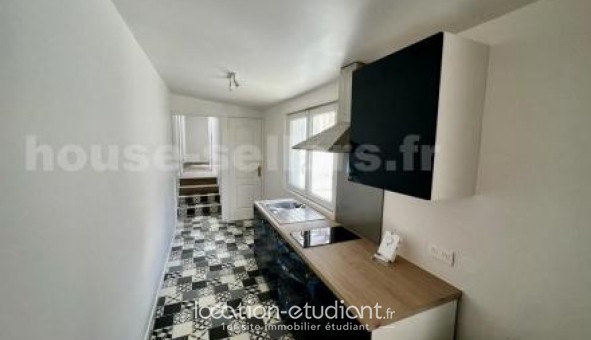 Logement tudiant Studio à Chauconin Neufmontiers (77124)