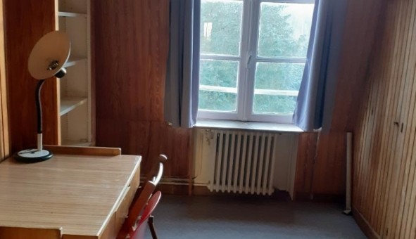 Logement tudiant Studio à Chaville (92370)