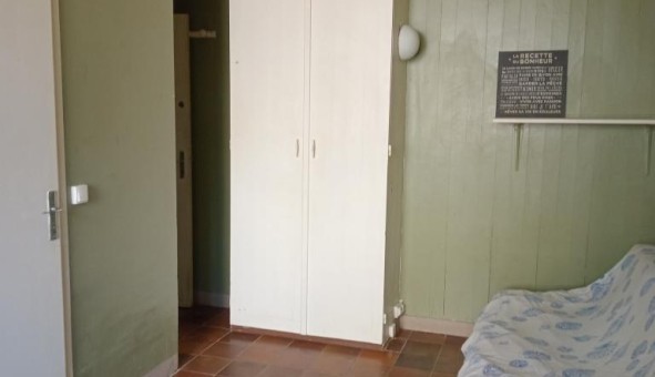 Logement tudiant Studio à Chaville (92370)
