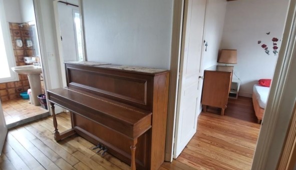 Logement �tudiant Studio &agrave; Chelles (77500)