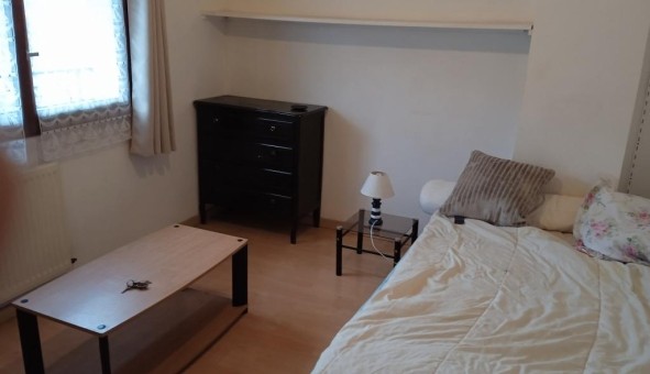 Logement �tudiant Location Studio Vide Chevilly Larue (94550)