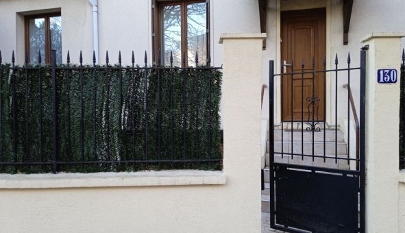 Logement �tudiant Studio &agrave; Chevilly Larue (94550)