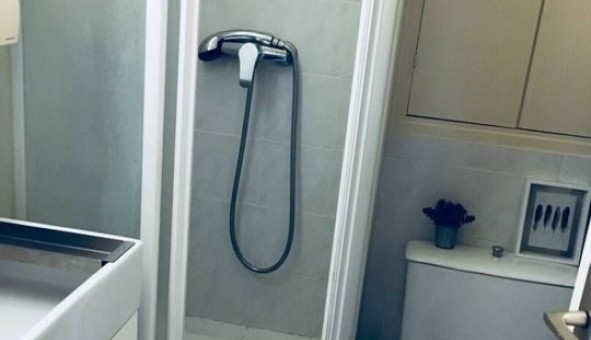 Logement �tudiant Studio &agrave; Chevilly Larue (94550)