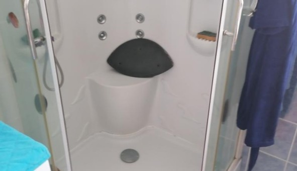 Logement tudiant Studio à Chvreville (50600)