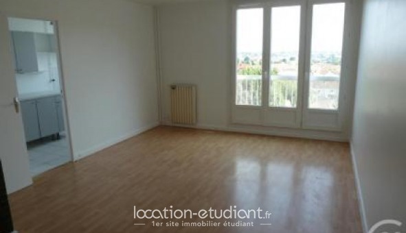 Logement tudiant Studio à Chilly Mazarin (91380)