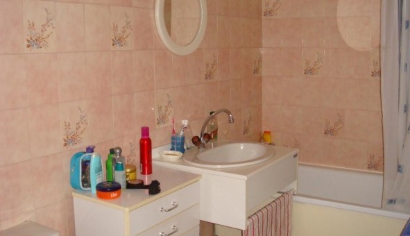 Logement tudiant Studio à Clermont Ferrand (63000)
