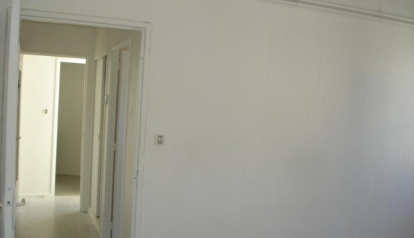 Logement tudiant Studio à Clermont Ferrand (63000)