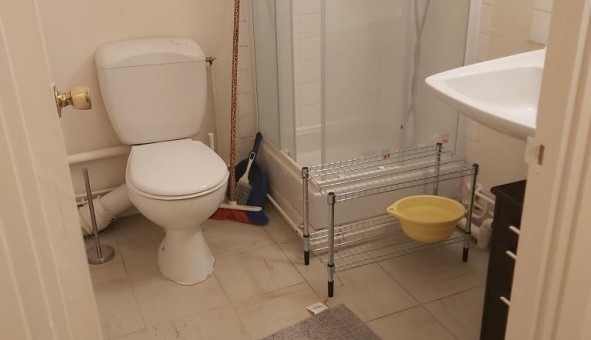 Logement tudiant Studio à Clermont Ferrand (63000)