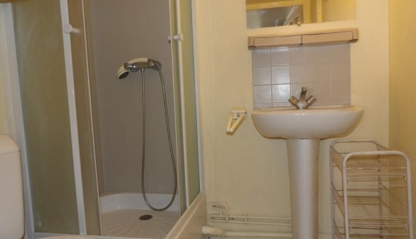 Logement tudiant Studio à Clermont Ferrand (63000)