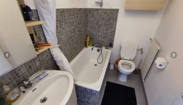 Logement tudiant Studio à Clermont Ferrand (63000)