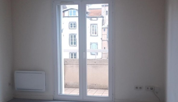 Logement tudiant Studio à Clermont Ferrand (63000)