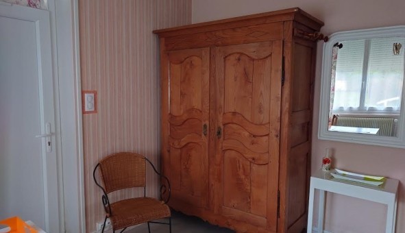 Logement tudiant Studio à Clermont Ferrand (63000)