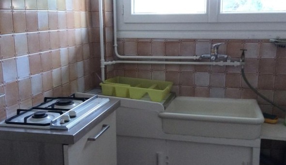 Logement tudiant Studio à Clermont Ferrand (63000)