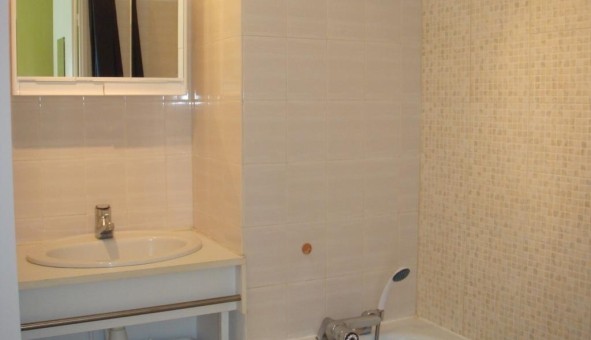 Logement tudiant Studio à Clermont Ferrand (63000)