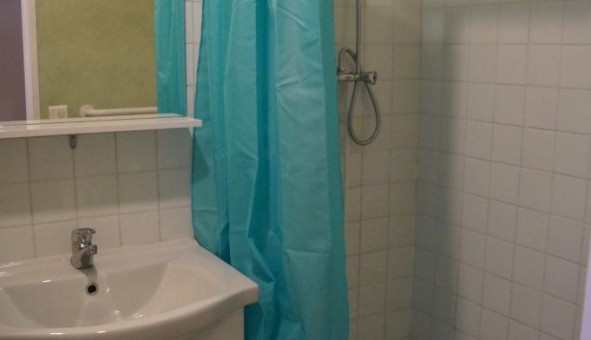 Logement tudiant Location Studio Vide Clermont Ferrand (63000)