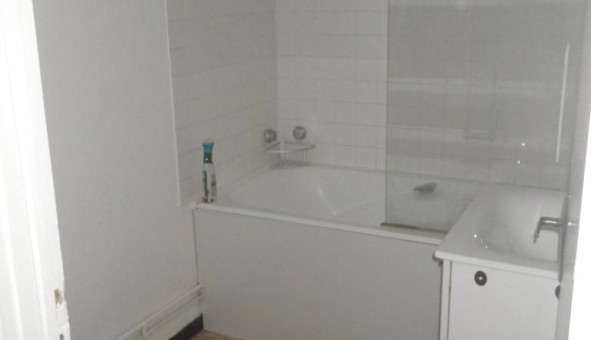 Logement tudiant Studio à Clermont Ferrand (63000)
