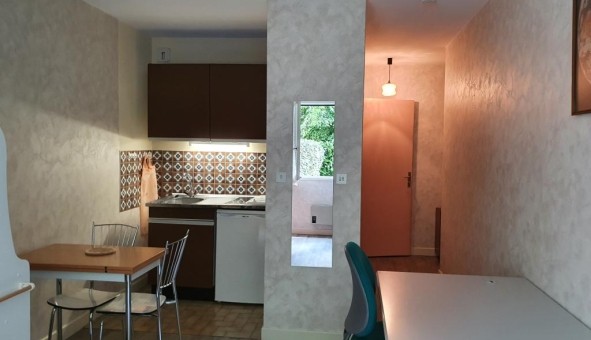 Logement tudiant Location Studio Vide Clermont Ferrand (63000)